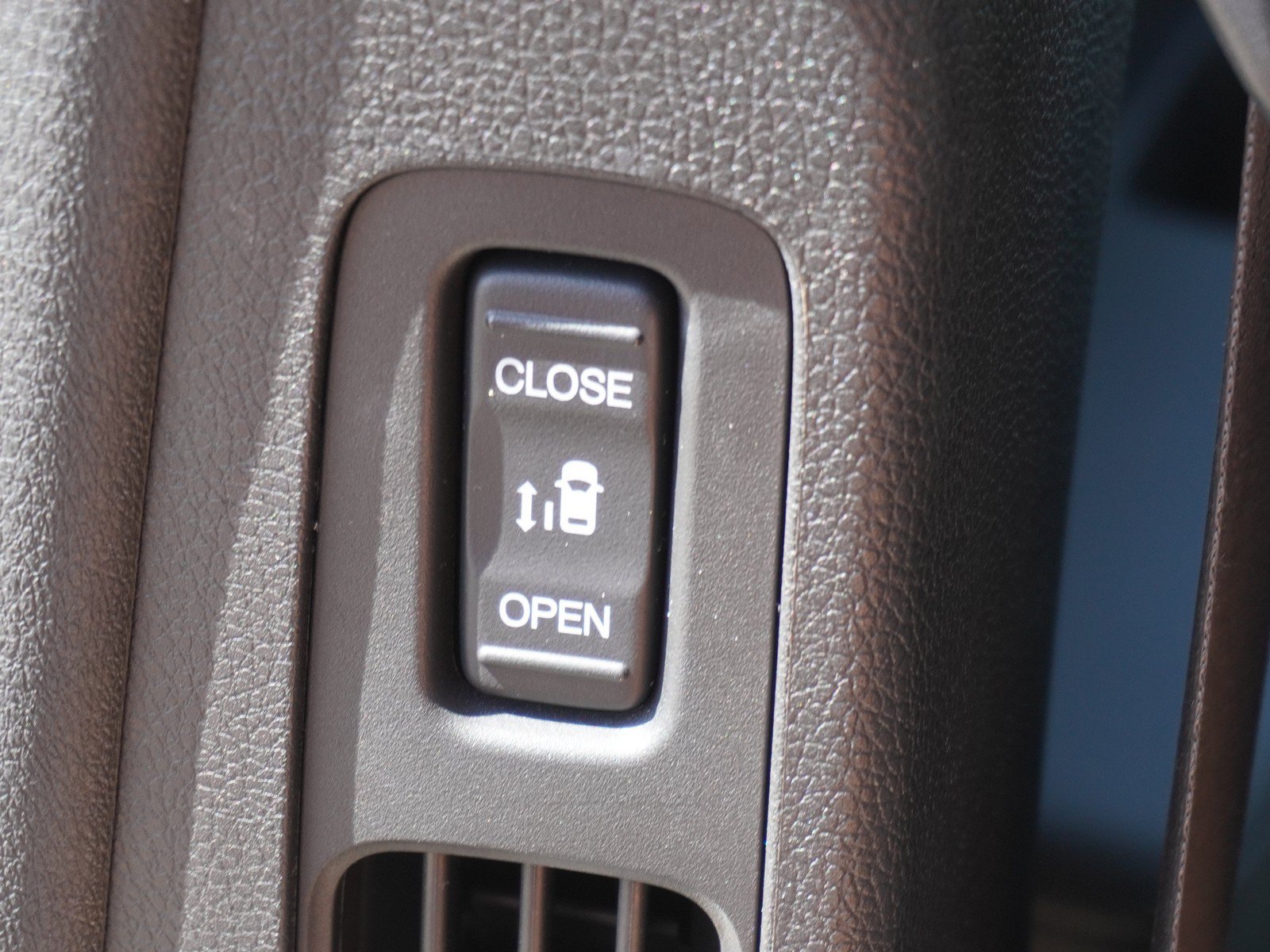 Used 2026 Honda Odyssey Elite image 21
