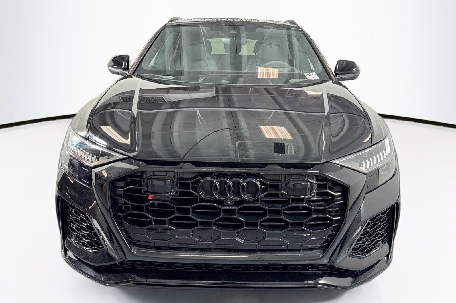 Used 2024 Audi RS Q8 image 2