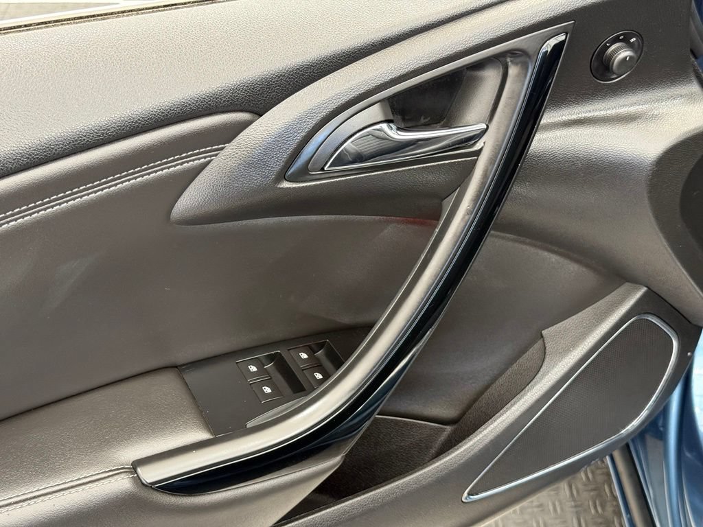 Used 2016 Buick Cascada FWD image 16