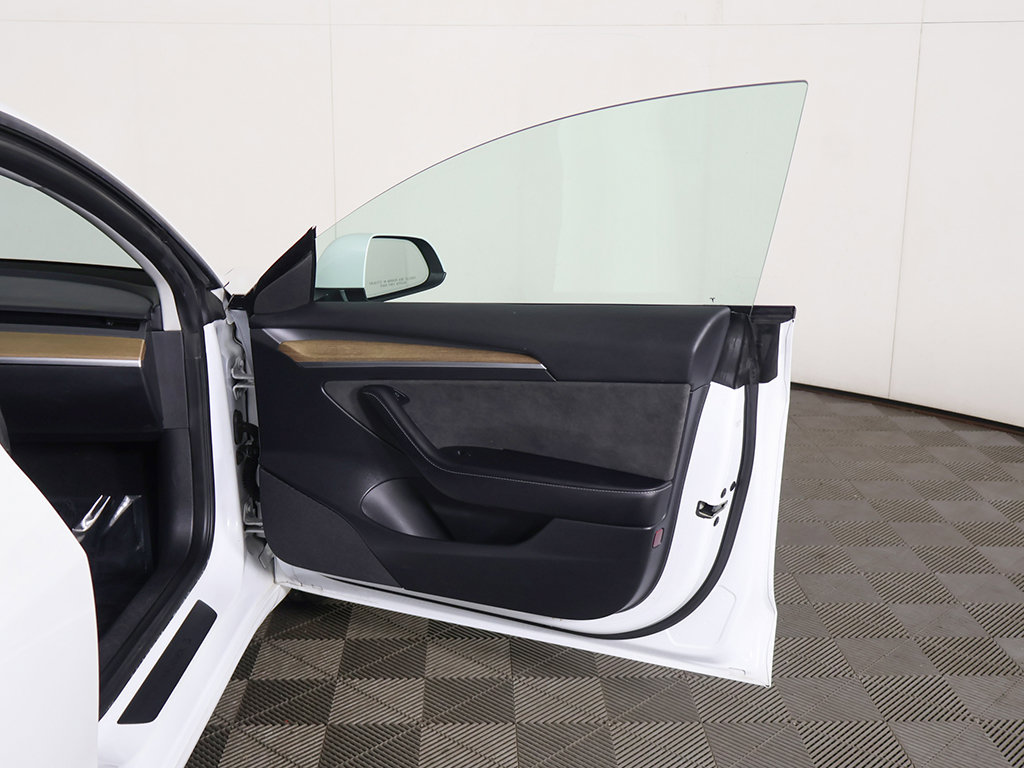 Used 2023 Tesla Model 3 Standard Range RWD image 22