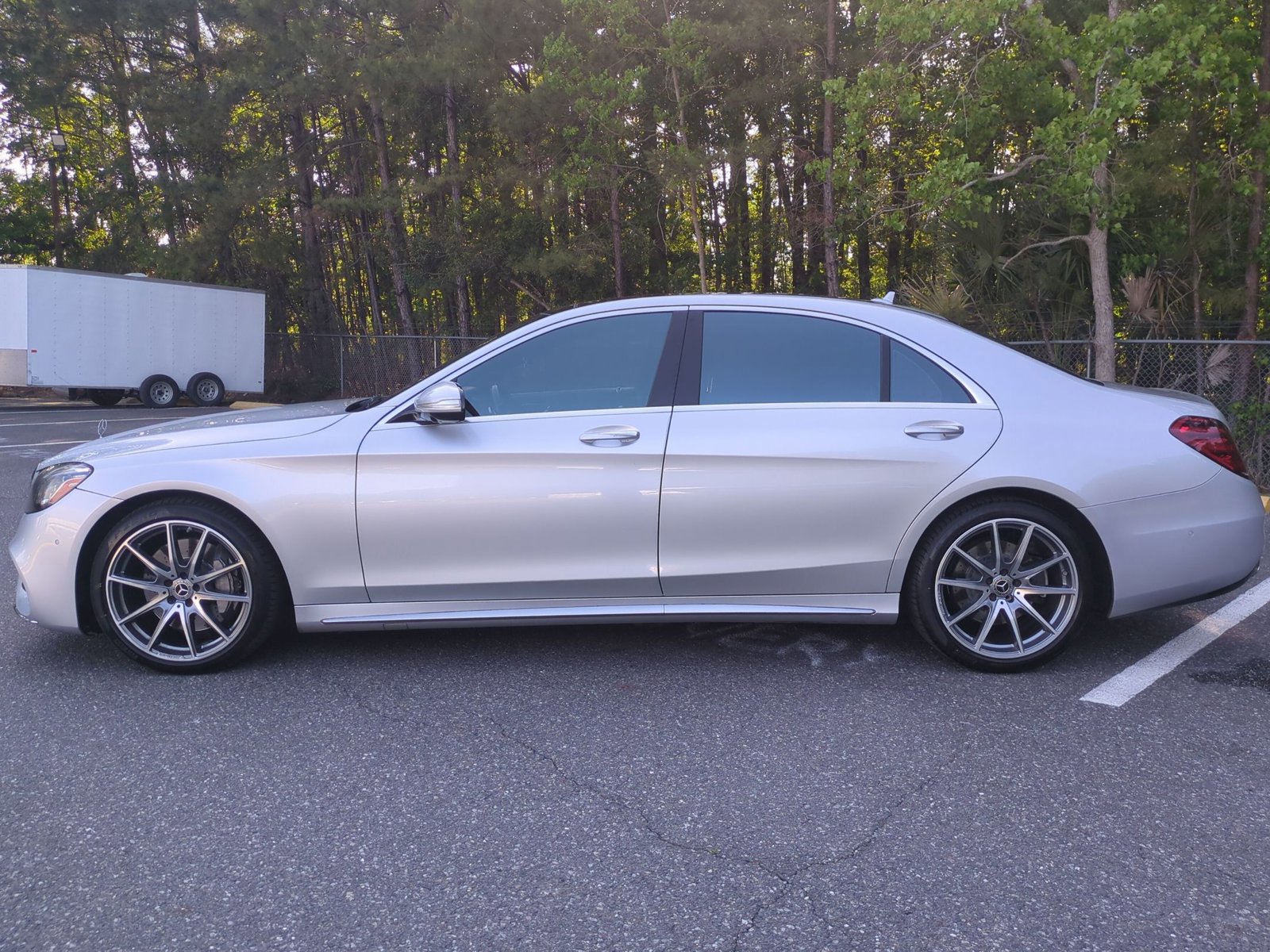 Used 2018 Mercedes-Benz S 560 4MATIC Sedan image 2