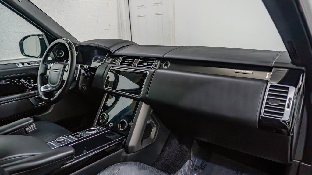Used 2021 Land Rover Range Rover Autobiography Fifty Edition image 25