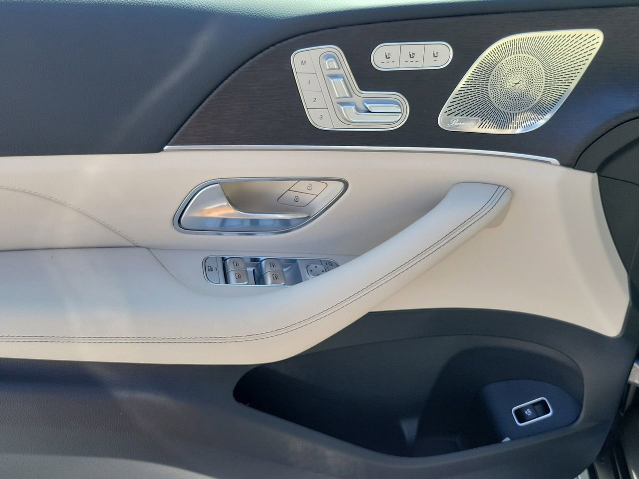 New 2026 Mercedes-Benz GLE 450 4MATIC image 18