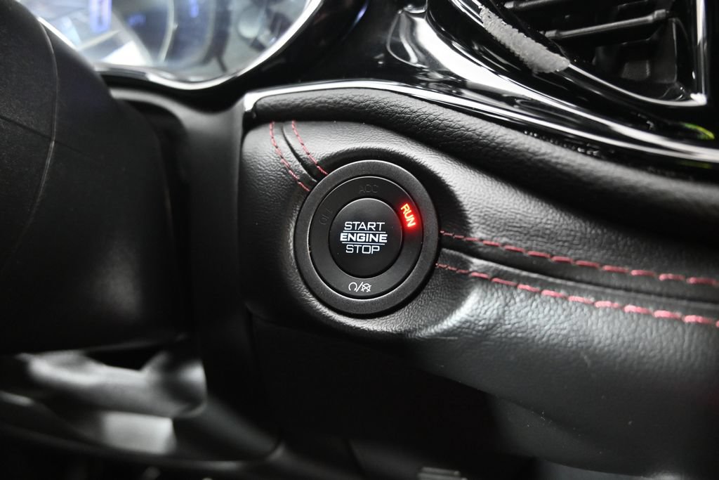 Used 2021 Dodge Durango R/T w/ Blacktop Package AWD/4WD image 33