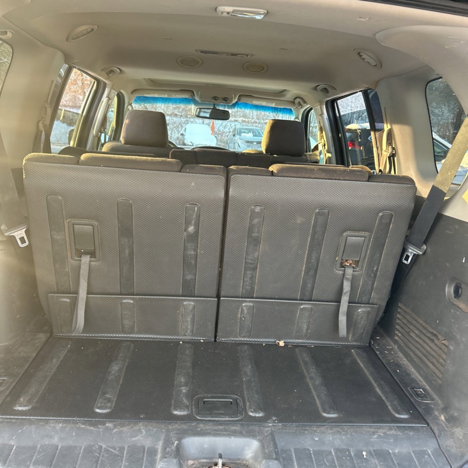 Used 2008 Nissan Pathfinder SE w/ Premium Pkg image 14