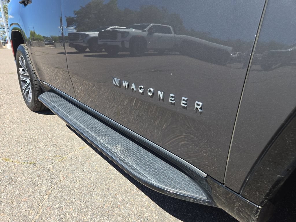 Used 2024 Jeep Wagoneer Series II AWD/4WD image 19
