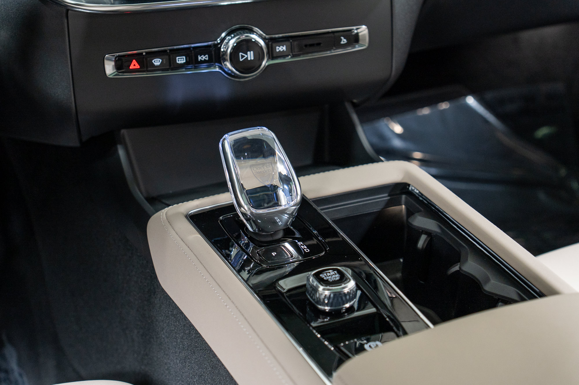 New 2026 Volvo XC90 B6 Core AWD/4WD image 20