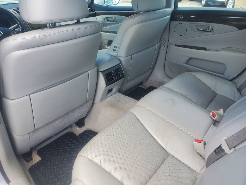 Used 2008 Lexus LS 460 Base image 25
