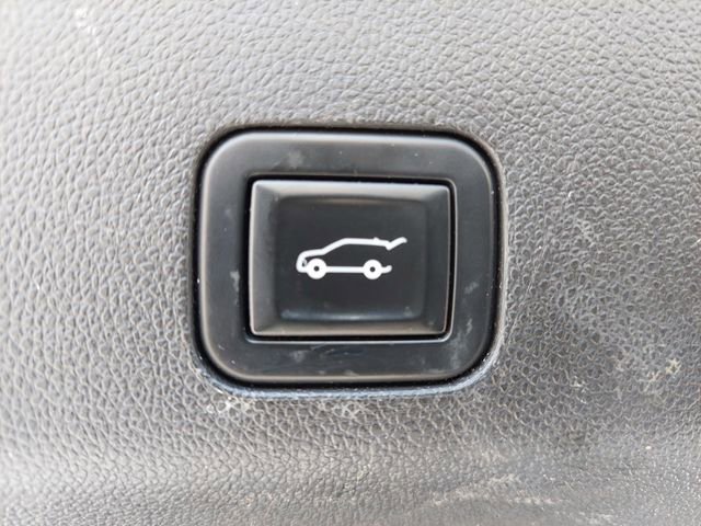 Used 2021 GMC Yukon SLT w/ SLT Luxury Plus Package AWD/4WD image 9