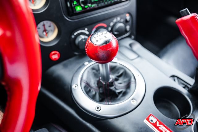 Used 2006 Dodge Viper SRT-10 RWD image 12