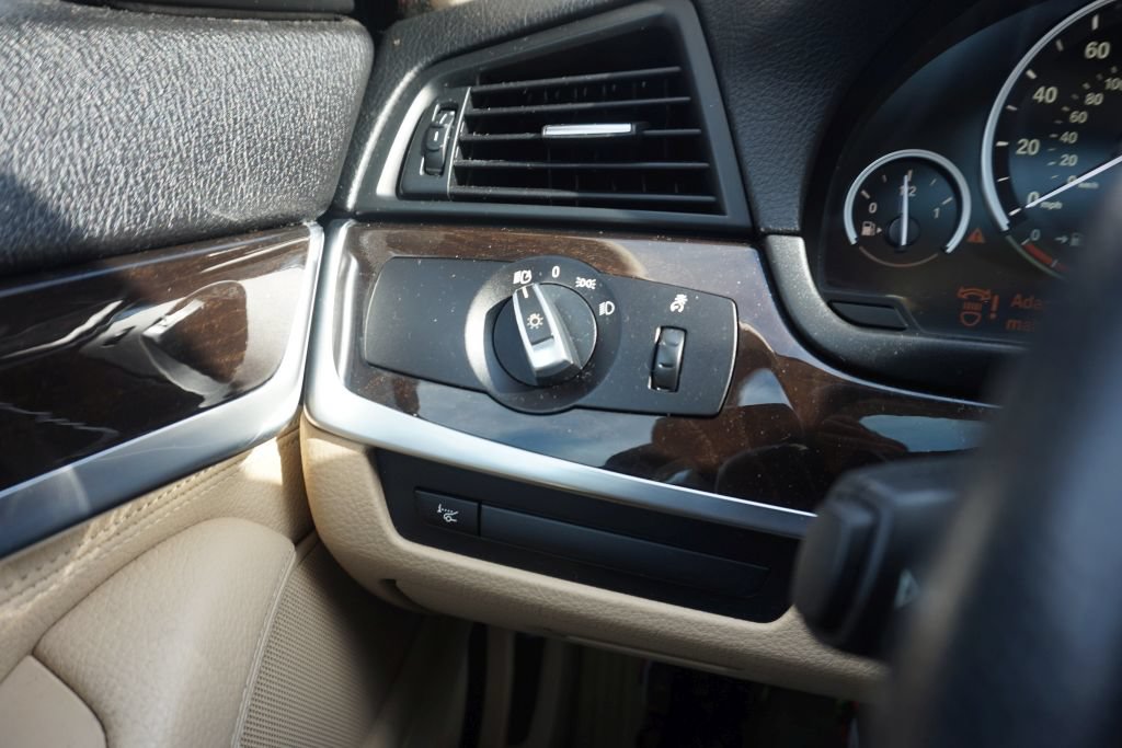 Used 2014 BMW 535i xDrive Sedan AWD/4WD image 34