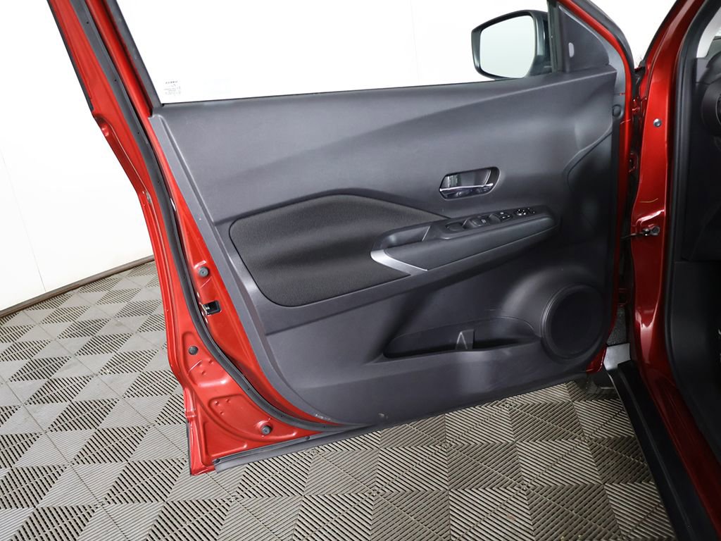 Used 2024 Nissan Kicks SV image 20