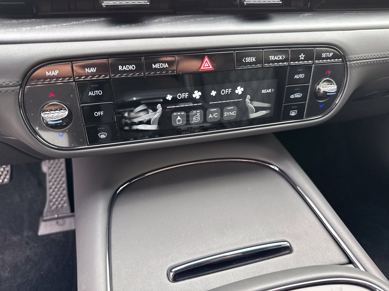 New 2026 Genesis G90 3.5T Prestige AWD/4WD image 25