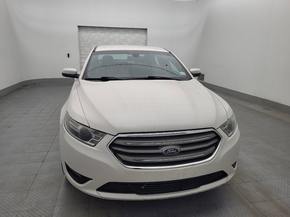 Used 2017 Ford Taurus SEL image 14