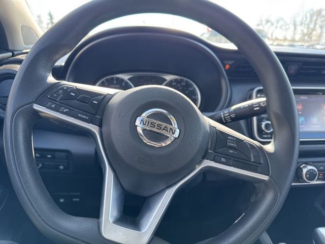 Used 2021 Nissan Kicks S image 10