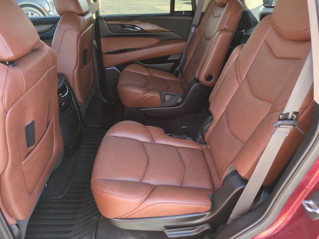 Used 2016 Cadillac Escalade Premium AWD/4WD image 17