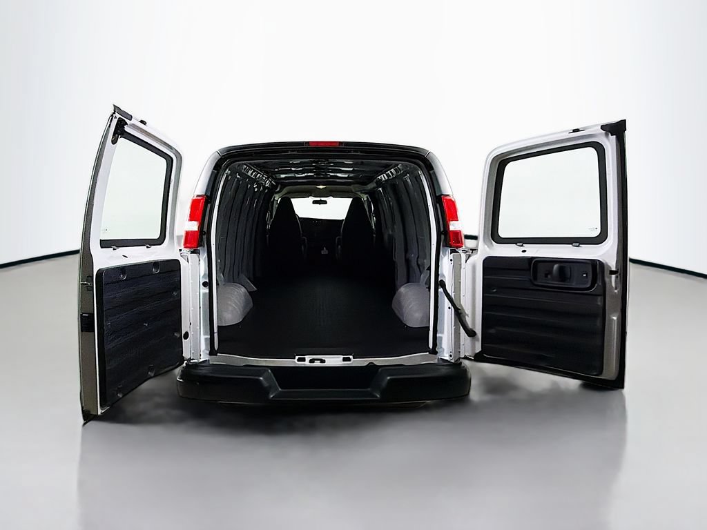New 2026 Chevrolet Express 3500 Extended w/ Driver Convenience Package RWD image 19