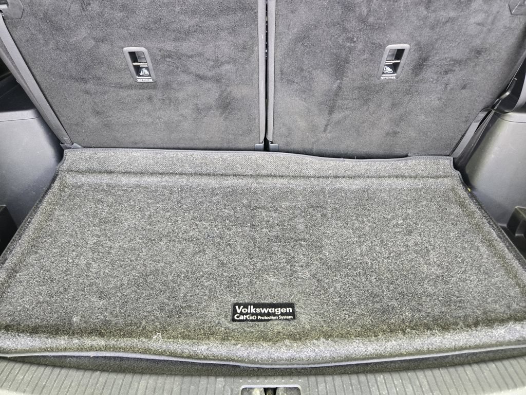 Used 2024 Volkswagen Atlas SEL Premium R-Line AWD/4WD image 36
