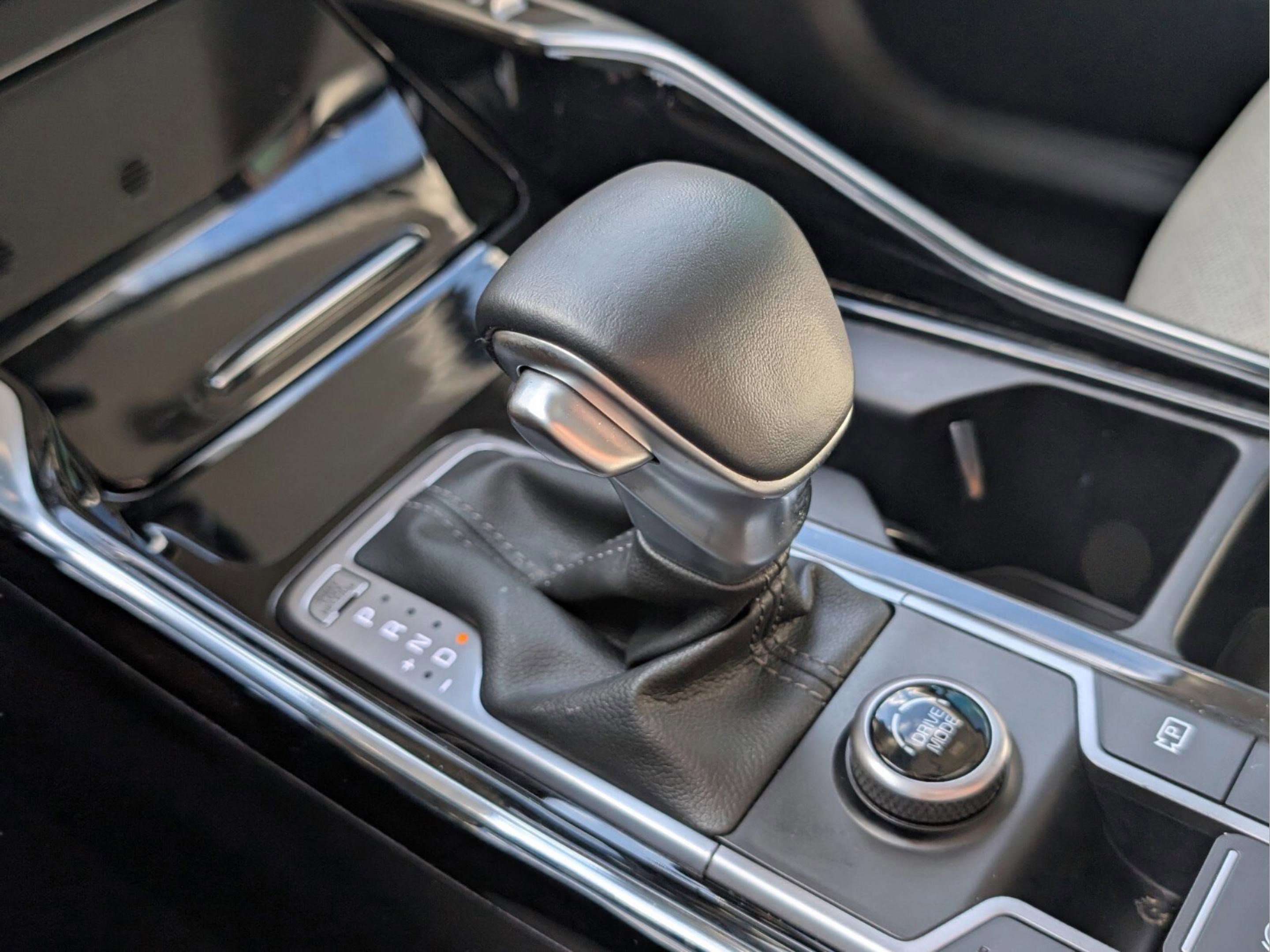 Used 2023 Kia Sorento SX image 39