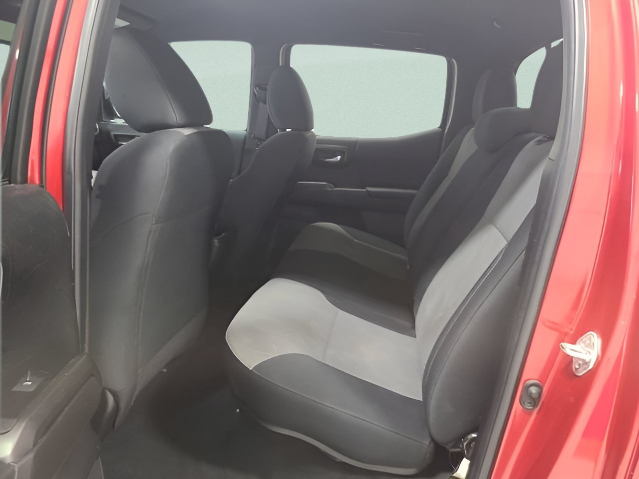 Used 2023 Toyota Tacoma TRD Sport w/ Advanced Technology Package AWD/4WD image 17