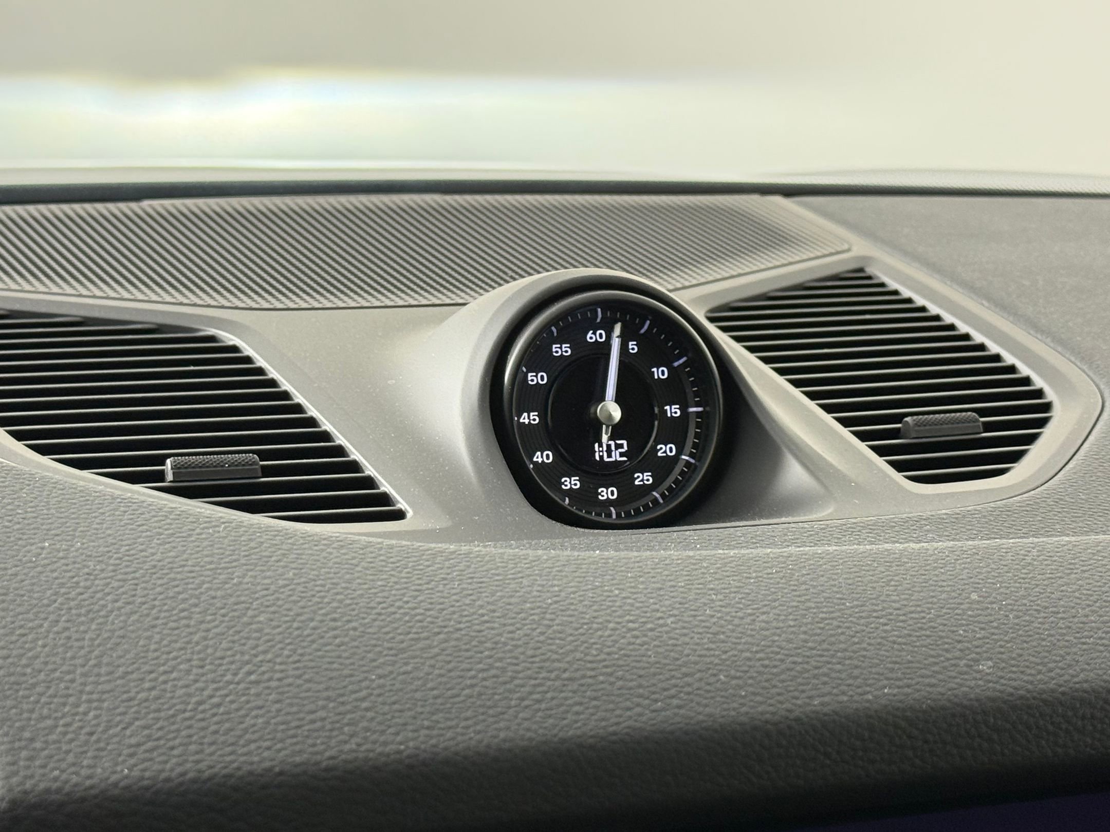 New 2026 Porsche Cayenne Coupe image 24