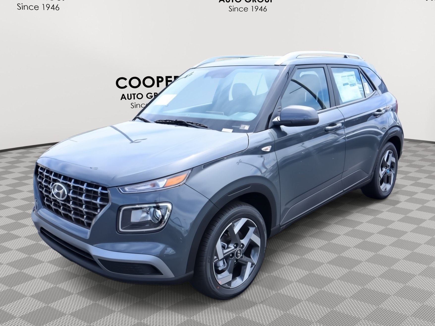 New 2026 Hyundai Venue SEL FWD image 3