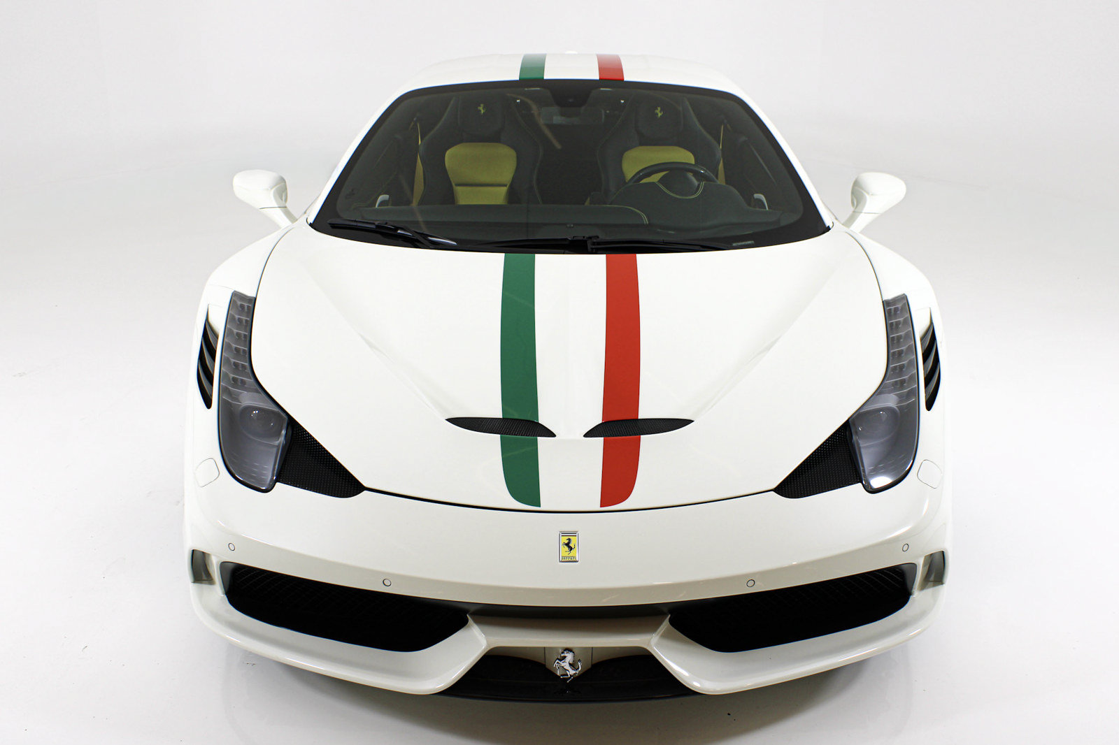 Used 2015 Ferrari 458 Speciale Coupe RWD image 18