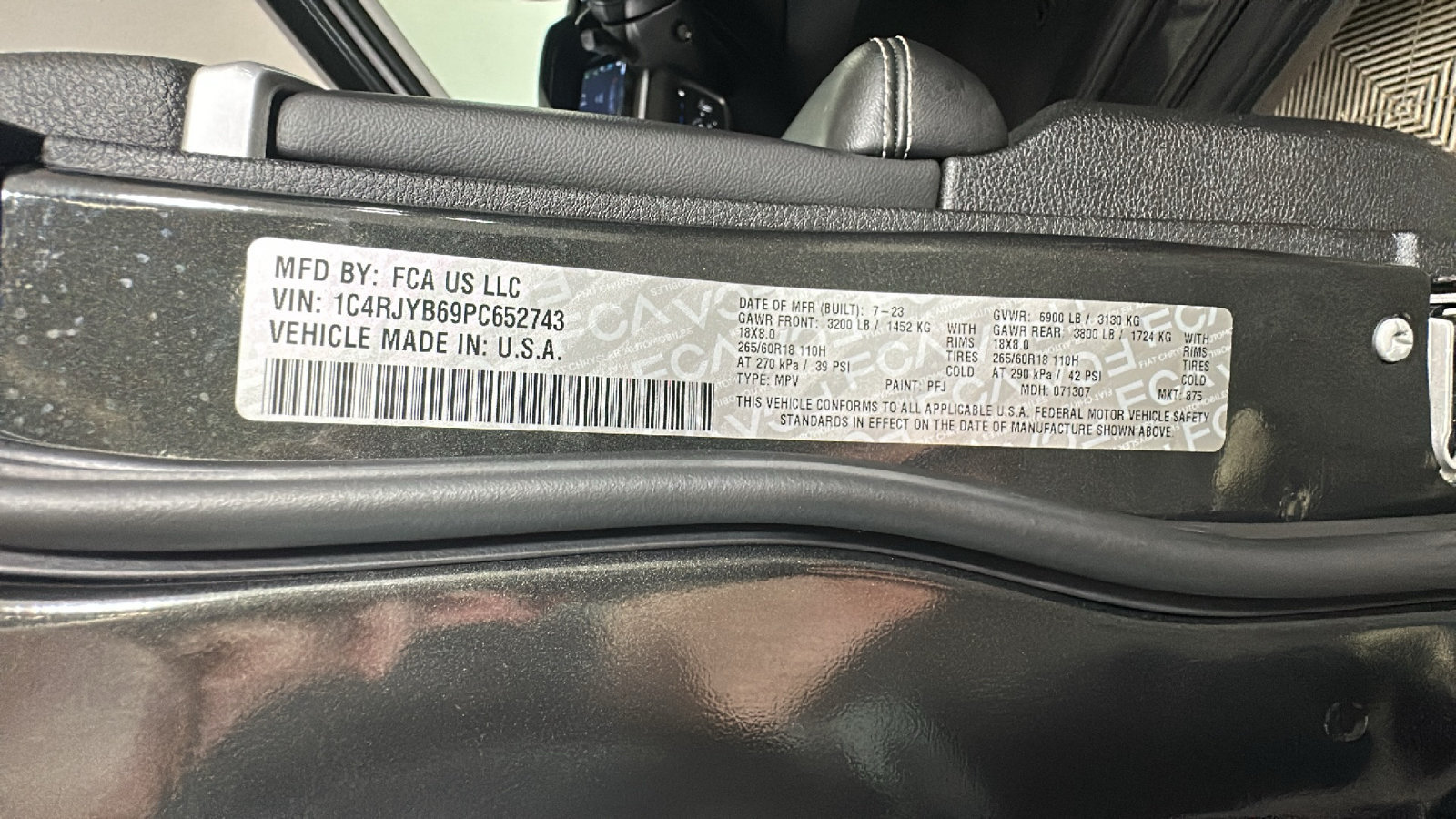 Used 2023 Jeep Grand Cherokee 4WD 4xe w/ Luxury Tech Group II image 12
