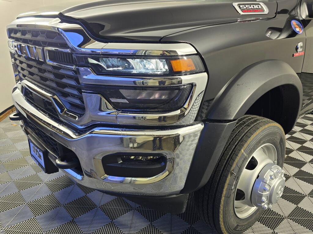 New 2026 RAM 5500 Tradesman w/ Chrome Appearance Group image 10