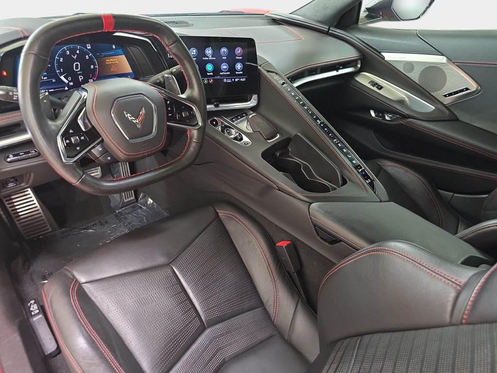 Used 2021 Chevrolet Corvette Stingray Premium Conv w/ Z51 Performance Package RWD image 17