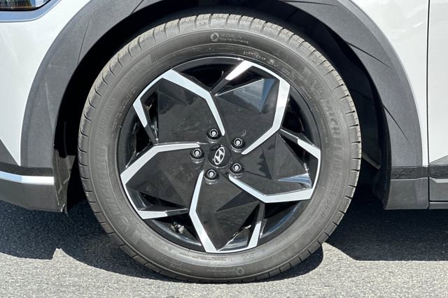 Used 2024 Hyundai Ioniq 5 SE RWD image 30