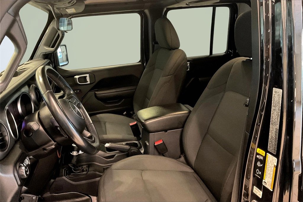 Used 2022 Jeep Gladiator Willys image 26