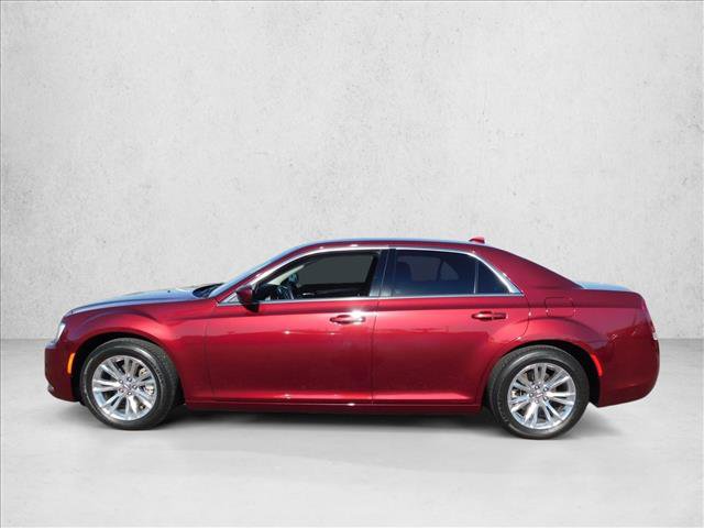 Used 2021 Chrysler 300 Touring w/ Driver Convenience Group RWD image 15