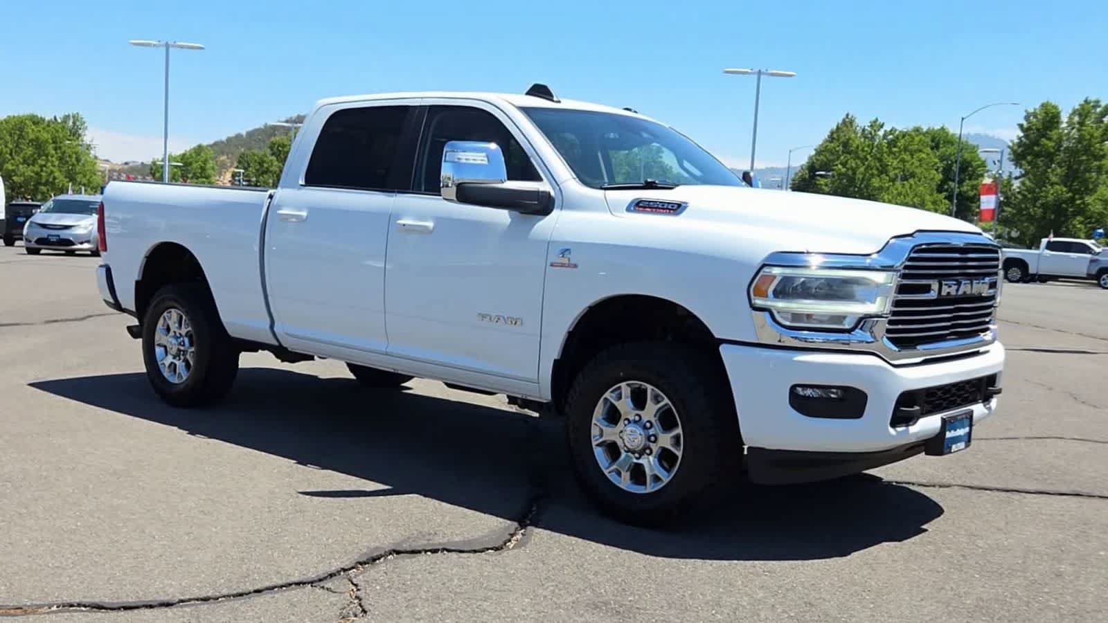 Used 2024 RAM 2500 Laramie w/ Safety Group AWD/4WD image 2