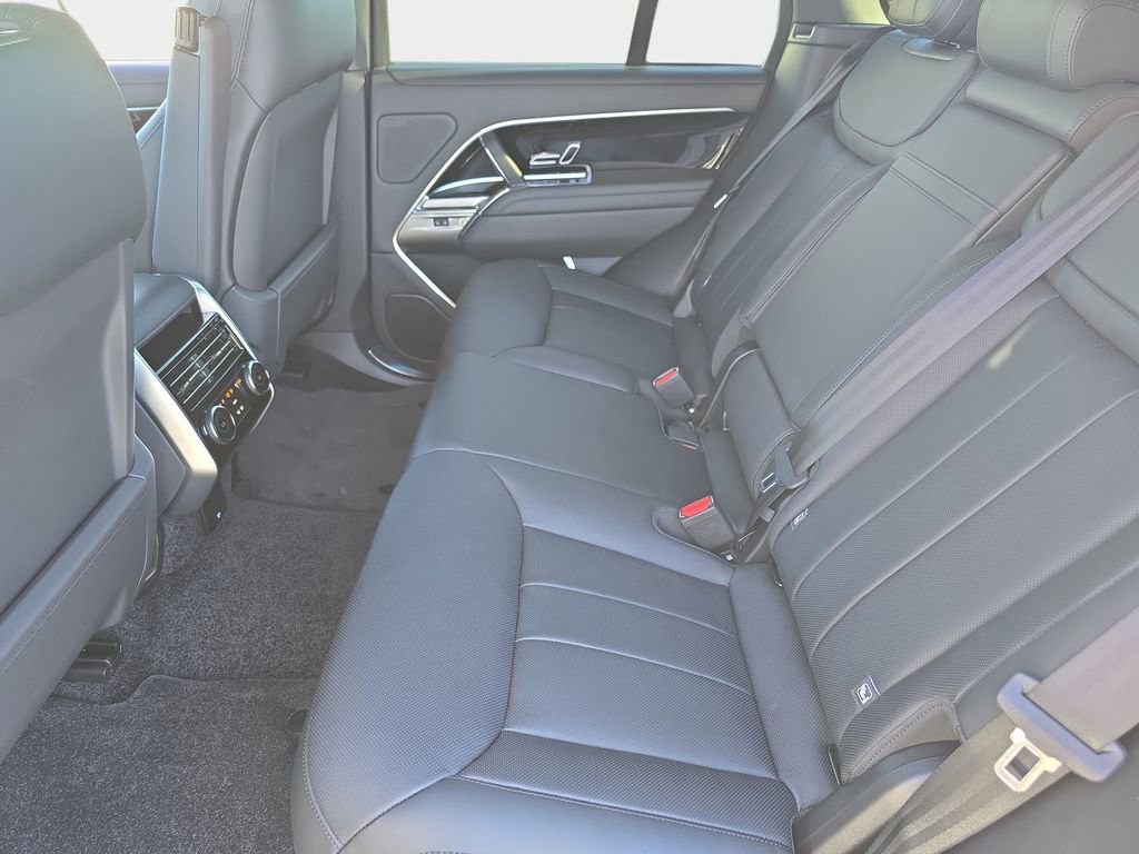 New 2026 Land Rover Range Rover SE image 15