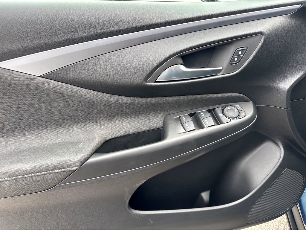New 2026 Buick Envista Sport Touring FWD image 9