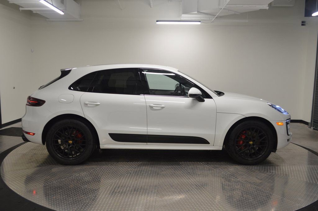 Certified 2017 Porsche Macan GTS image 8