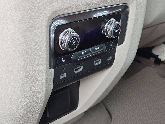 Used 2023 GMC Yukon Denali AWD/4WD image 21