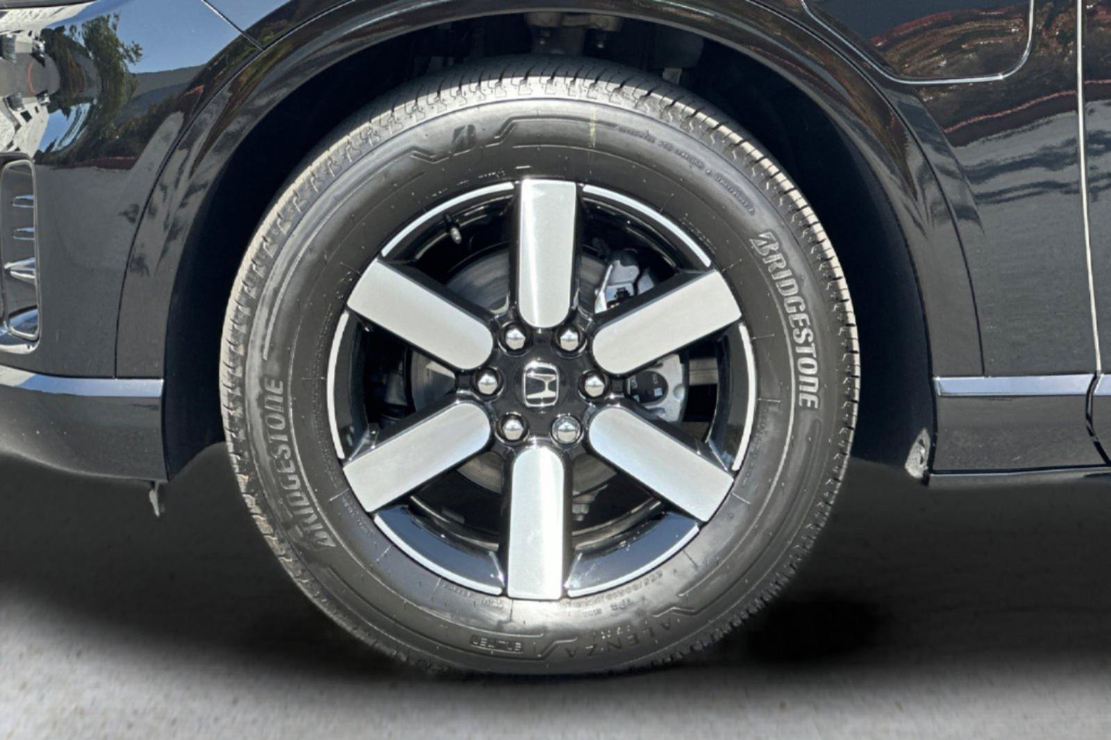 New 2025 Honda Prologue Touring image 33