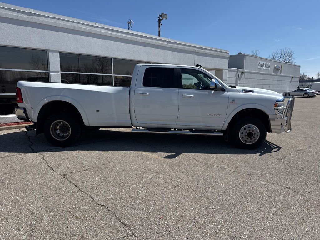 Used 2019 RAM 3500 Laramie image 2