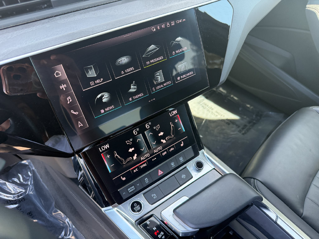 Used 2024 Audi Q8 e-tron Premium AWD/4WD image 22