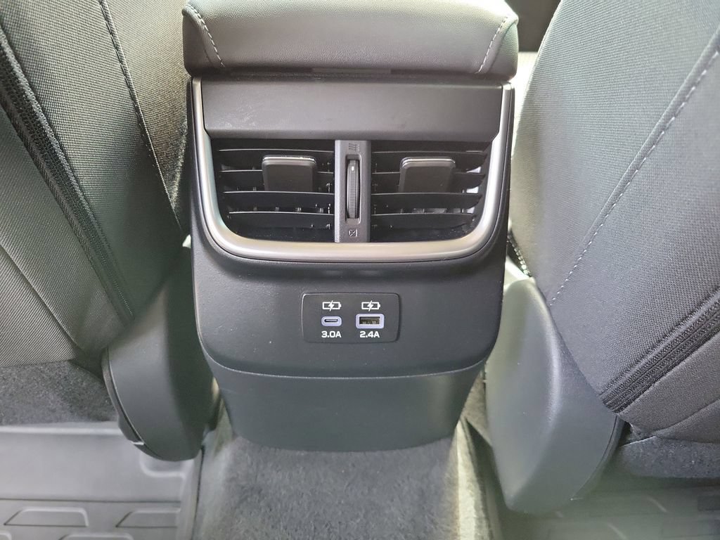 Used 2025 Subaru Outback Premium w/ Popular Package #1A AWD/4WD image 17