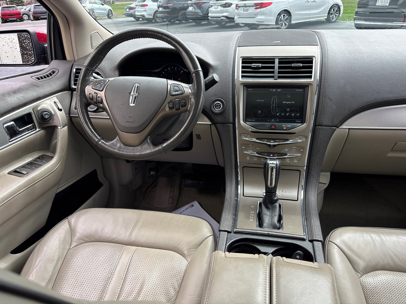 Used 2013 Lincoln MKX FWD image 29