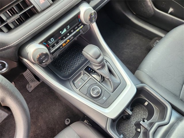 Used 2025 Toyota RAV4 XLE image 19