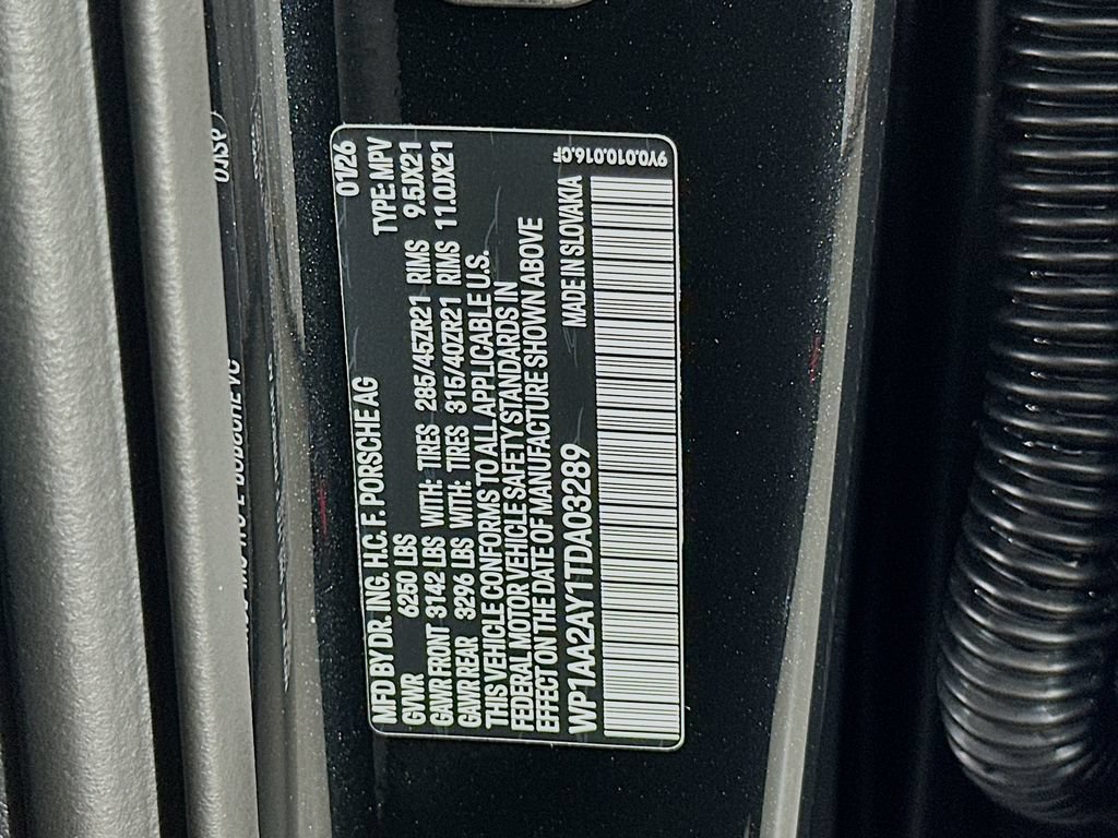Certified 2026 Porsche Cayenne AWD/4WD image 36