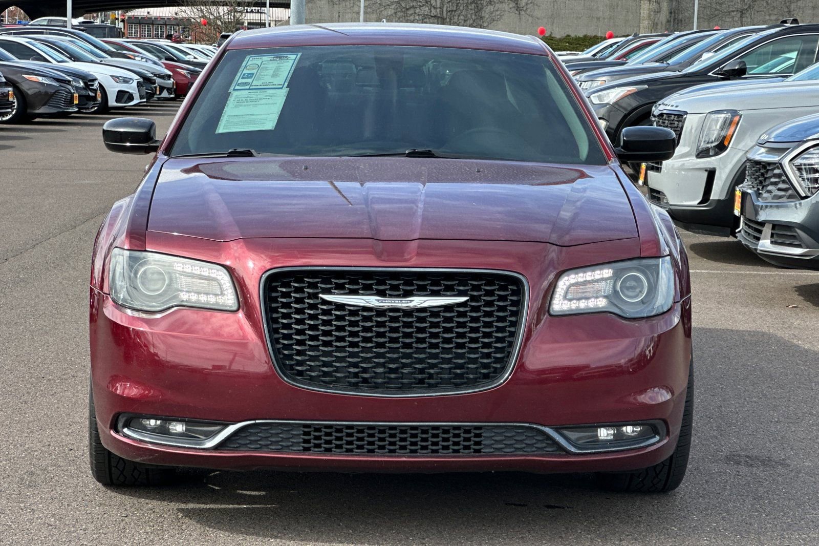 Used 2019 Chrysler 300 Touring w/ Sport Appearance Package image 9
