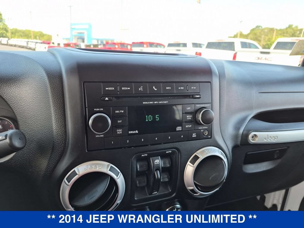 Used 2014 Jeep Wrangler Unlimited Sahara w/ Connectivity Group AWD/4WD image 20