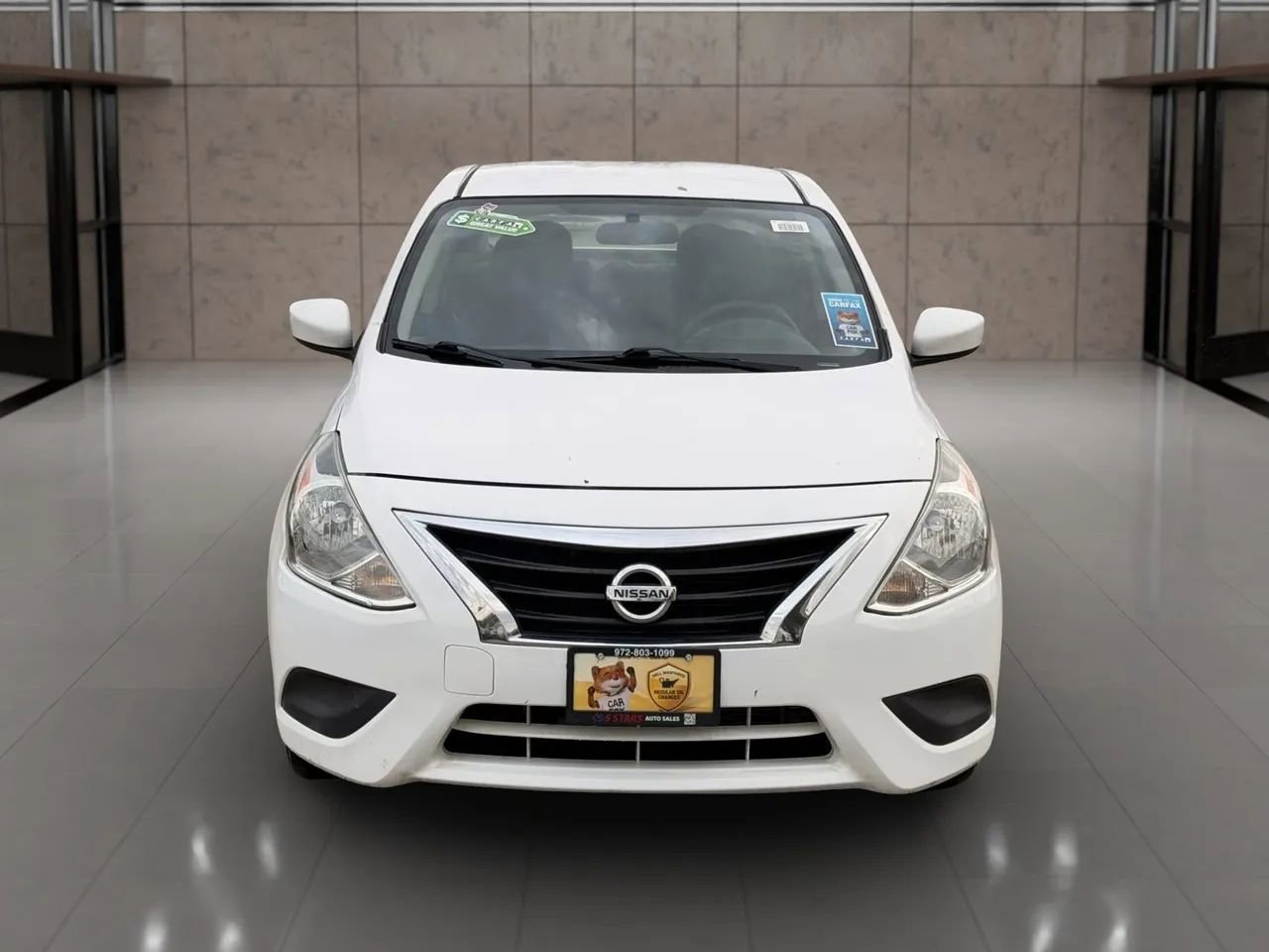 Used 2018 Nissan Versa S Plus image 4