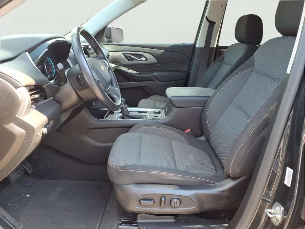 Used 2021 Chevrolet Traverse LT FWD image 15
