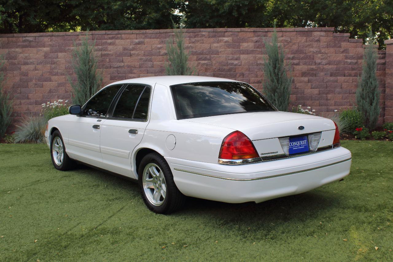 Used 1999 Ford Crown Victoria LX RWD image 6